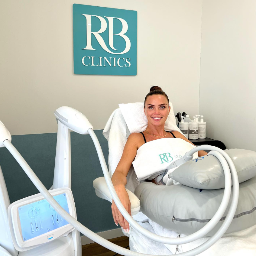 Kim Feenstra tijdens haar behandeling bij RB Clinics